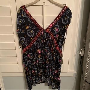 Free people navy floral top